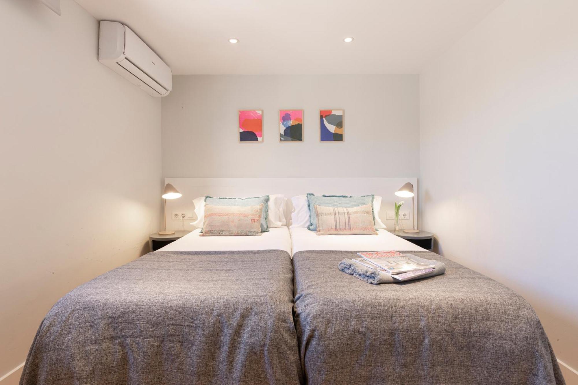 Aspasios Urquinaona Apartments Barselona Oda fotoğraf